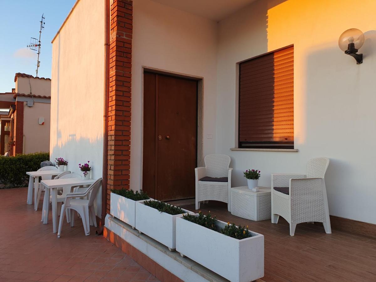 Guest House Al Mare Civitavecchia Luaran gambar
